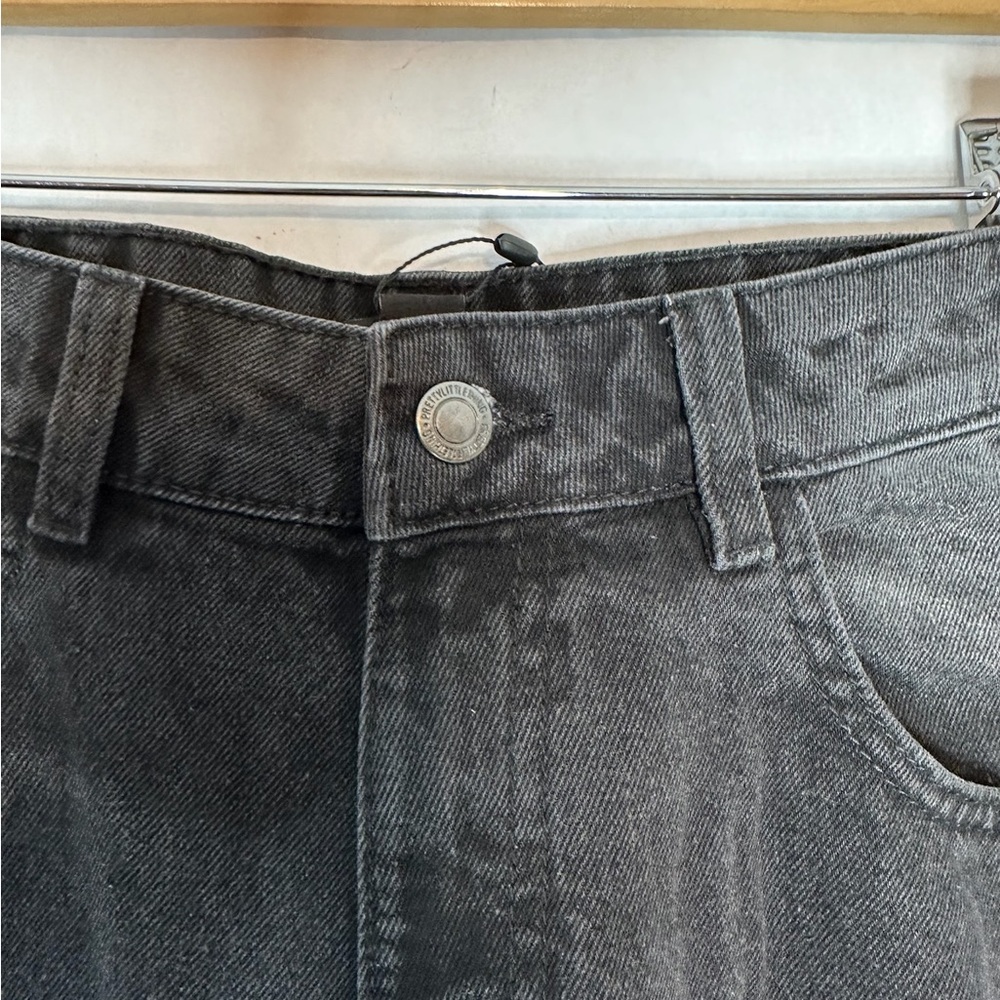 NWT PrettyLittleThing Washed Black Distressed Mom Jeans US Size 4 - Picture 15 of 16